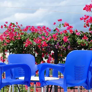 https://villa-kela-ksamil.albaniahotels.org